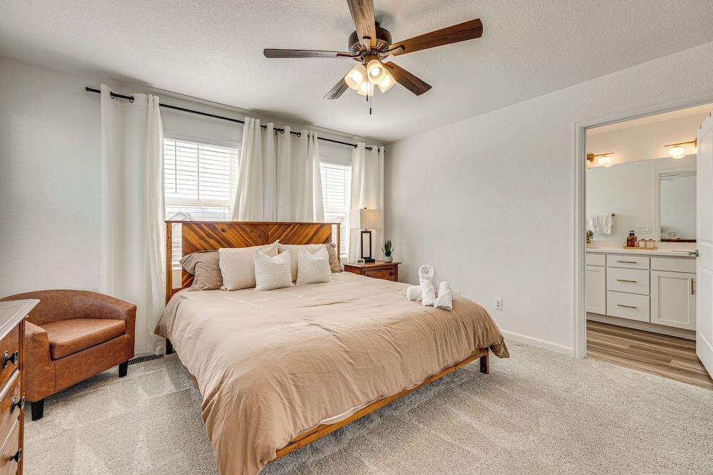 Bright Colorado Springs Home, 10 Mi to Dtwn!