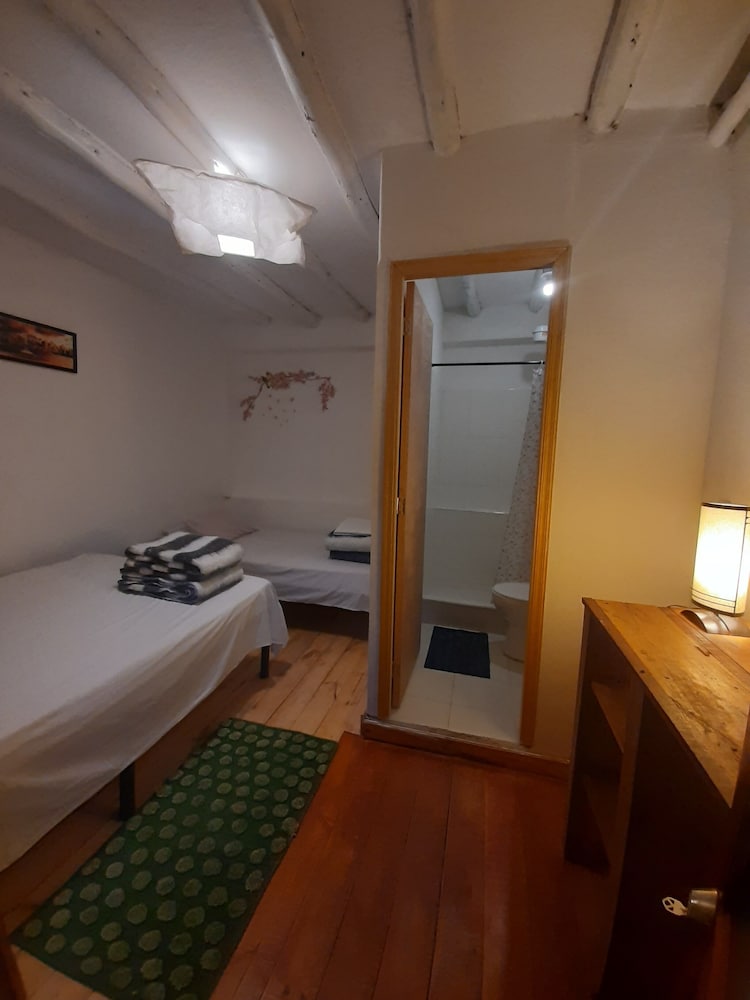 Karuss Hostel