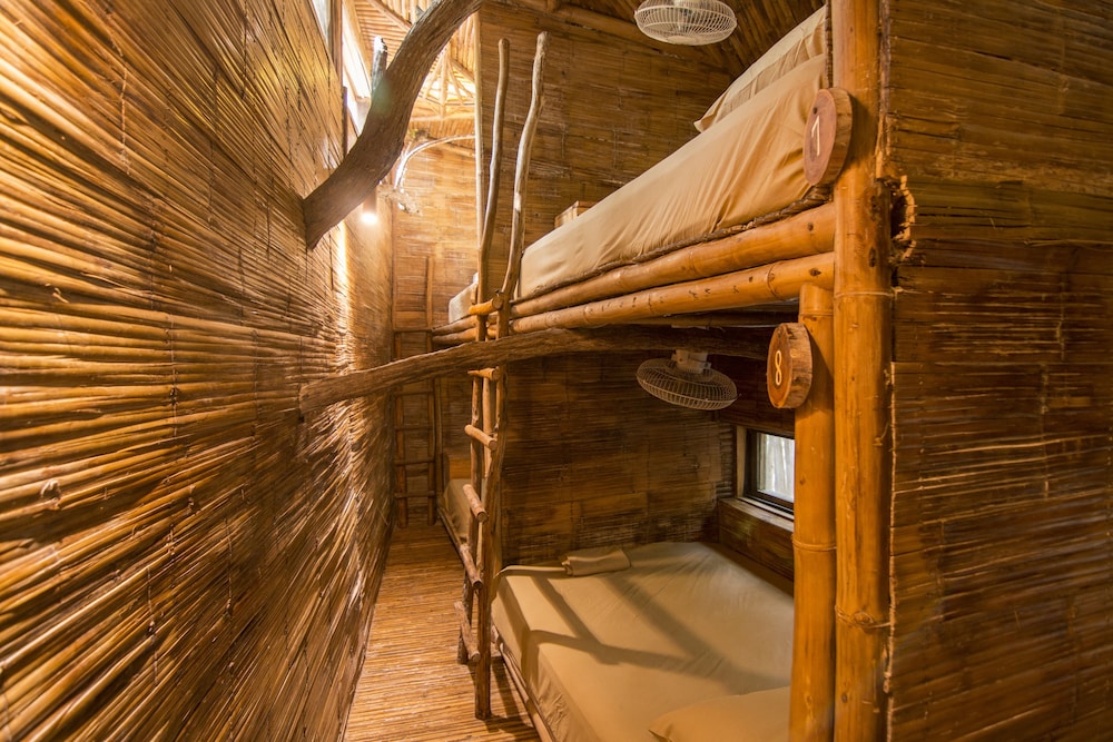 Cancun Vacations - Bambu Gran Palas Hostel Party - Property Image 51