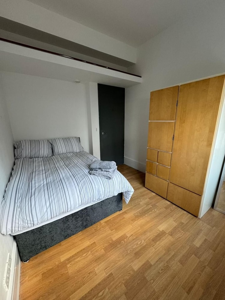 Briggate Bliss Apartment in Leeds view 5