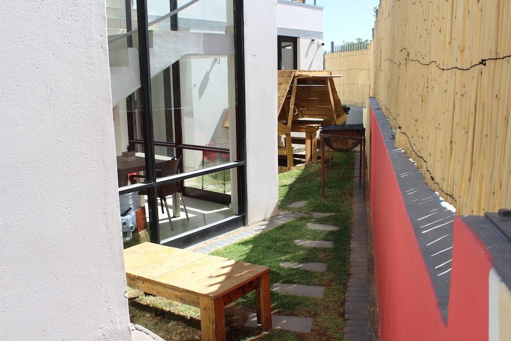 Photo 46