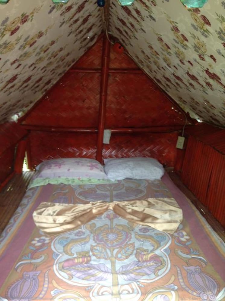 Treasure Isle Guesthouse - Hostel