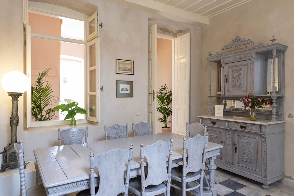 Villa Maria