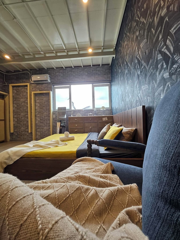 HOANG ANH GOLD HOUSE APARTMENT