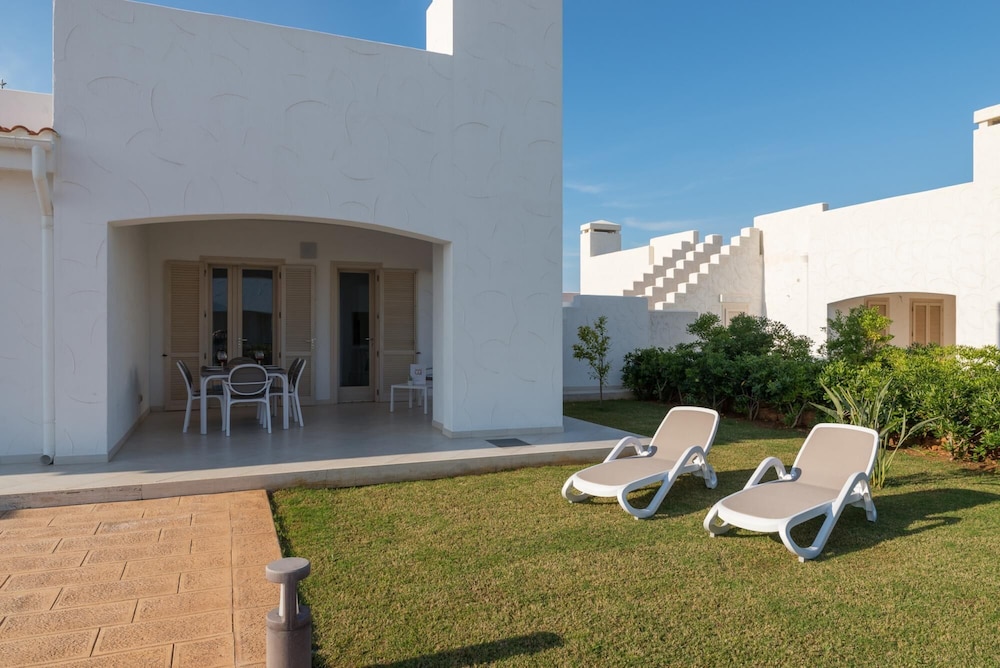 Blue Sea - Villa Maestrale 50 - Locz view 3