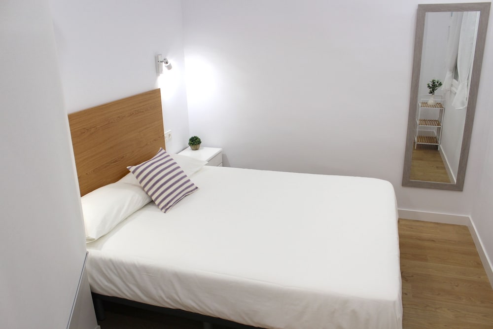 CENTRAL APARTMENT NEAR THE SEA - by SanSebastianApartments.es
