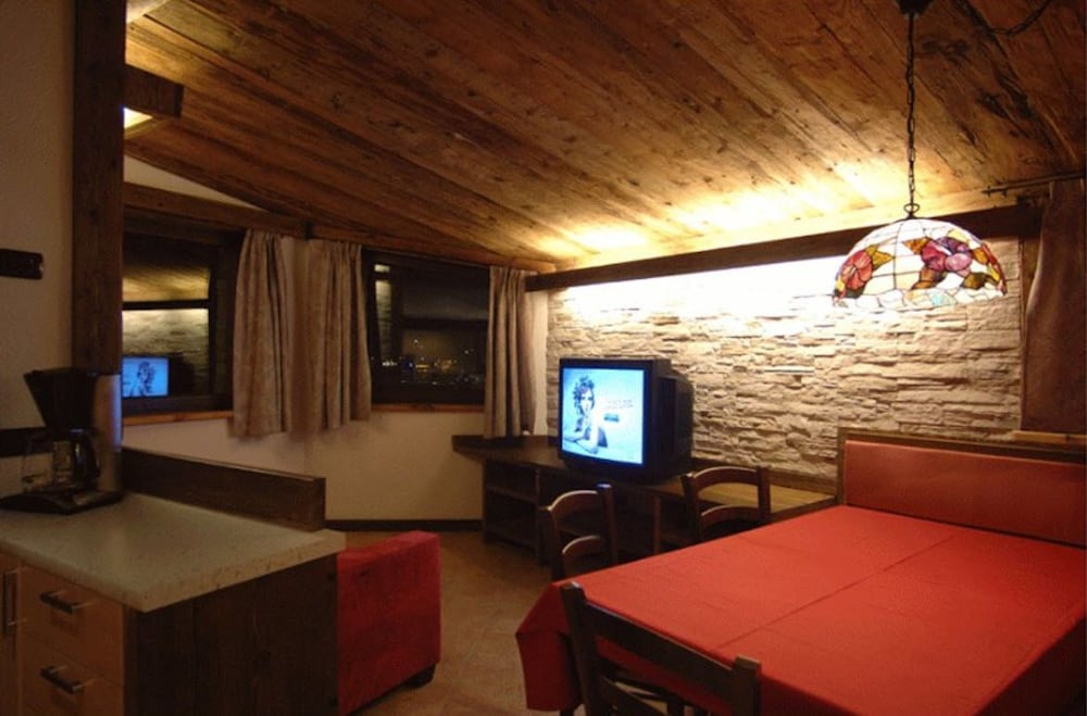 Chalet Garden