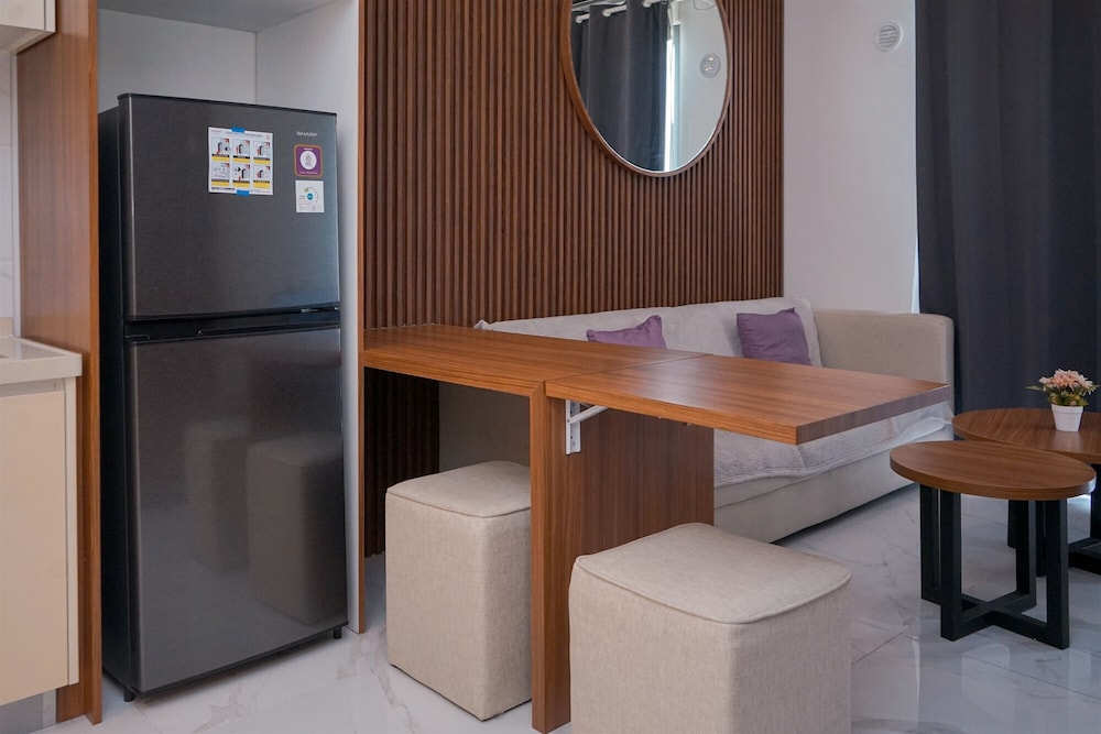 Good Choice And Homey 2Br Apartment At Sky House Bsd