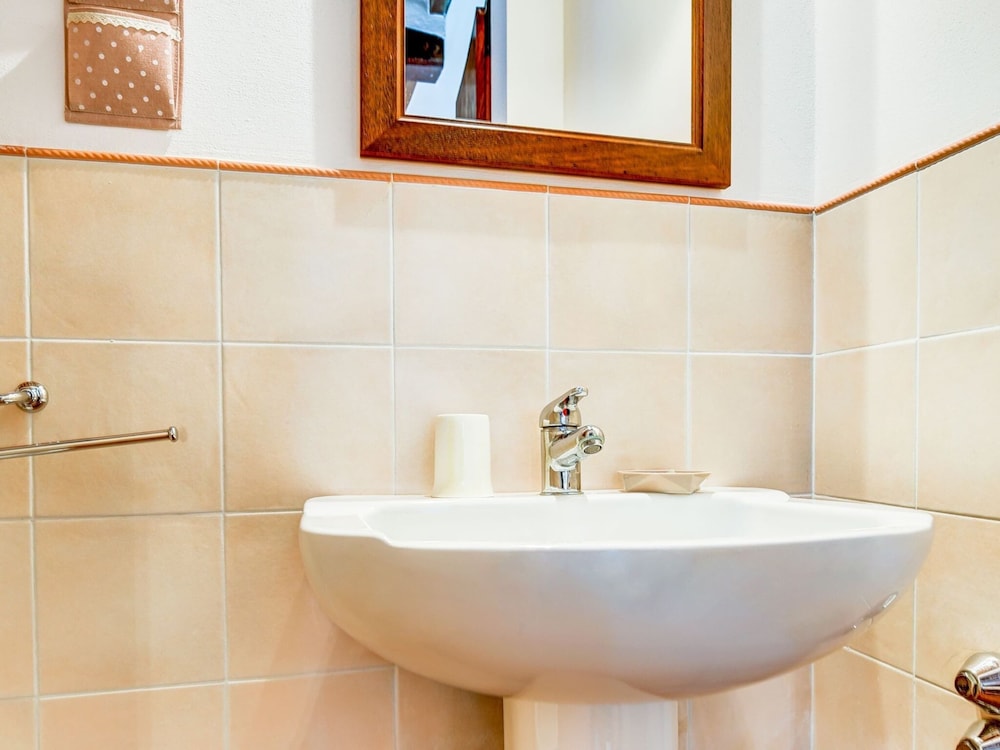 Holiday Home in Radicofani - Siena With Terrace view 3