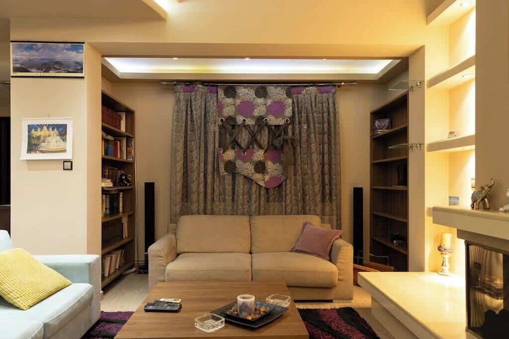 The Sunset Haven Kastoria Modern Lake Elegance