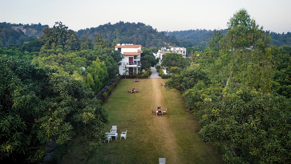 KarmaCasa Resort By Buransh Group