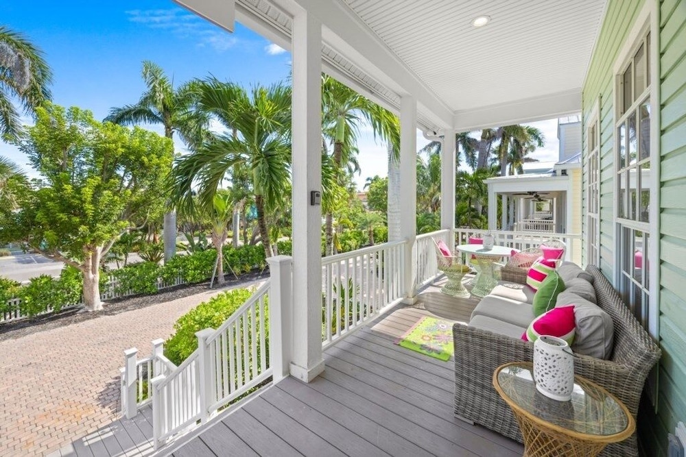 Summer Breeze 7 Bedroom Home