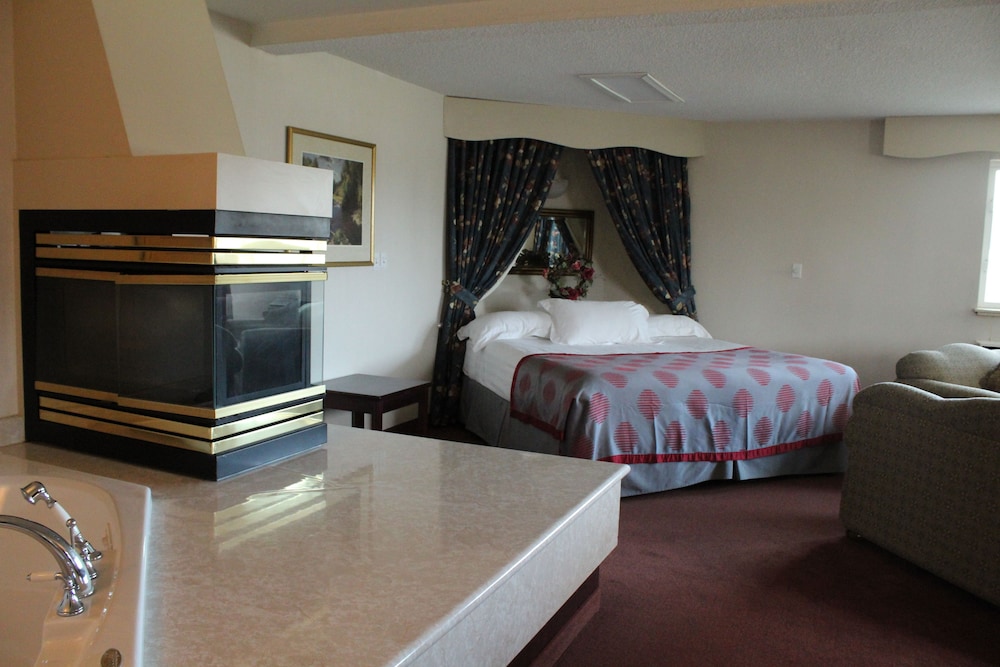 Tamarack Motor Inn