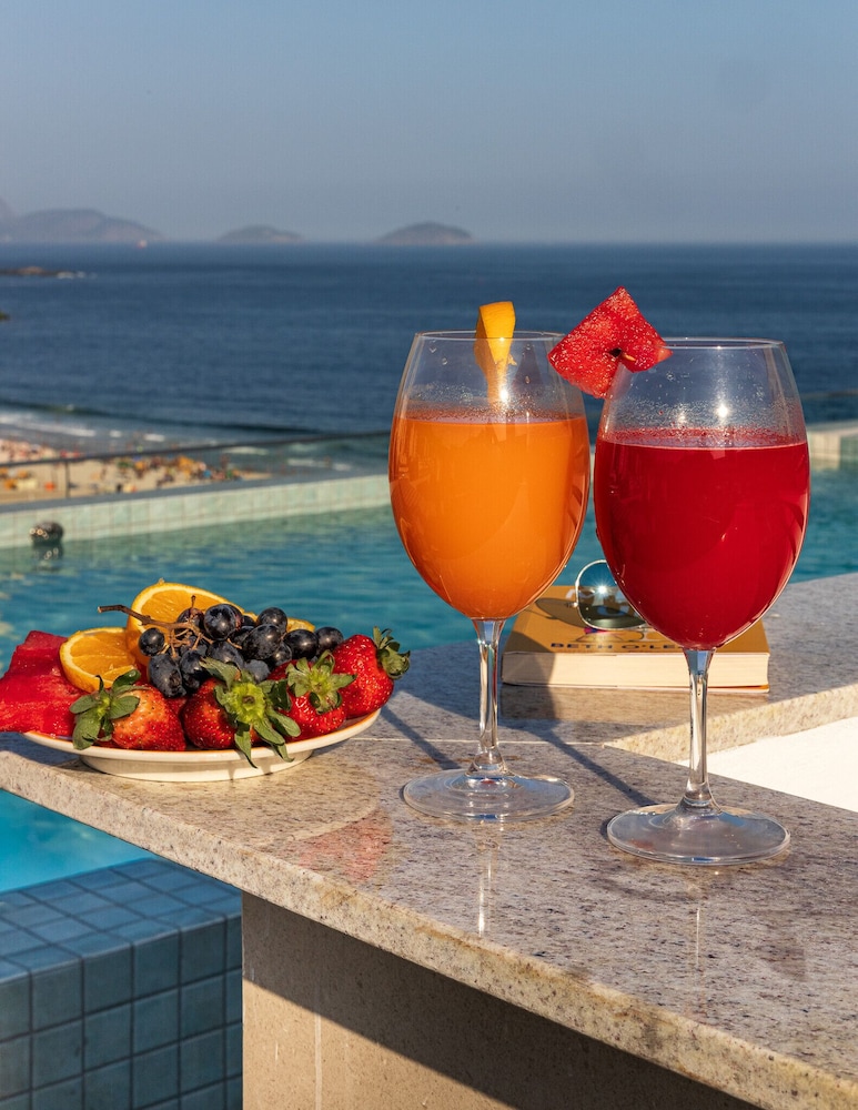 Sea View and Balcony With Bathtub Q12