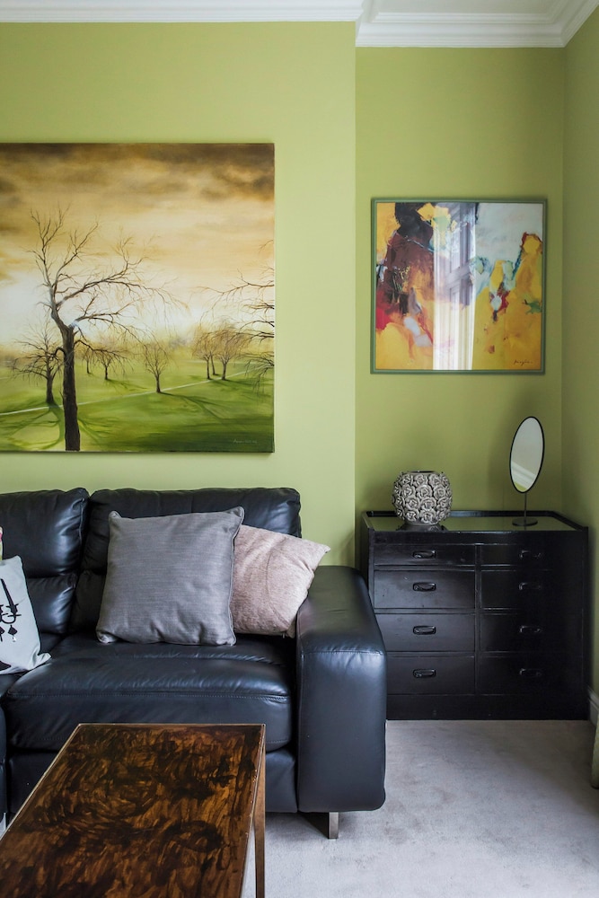 Albert Terrace by Onefinestay