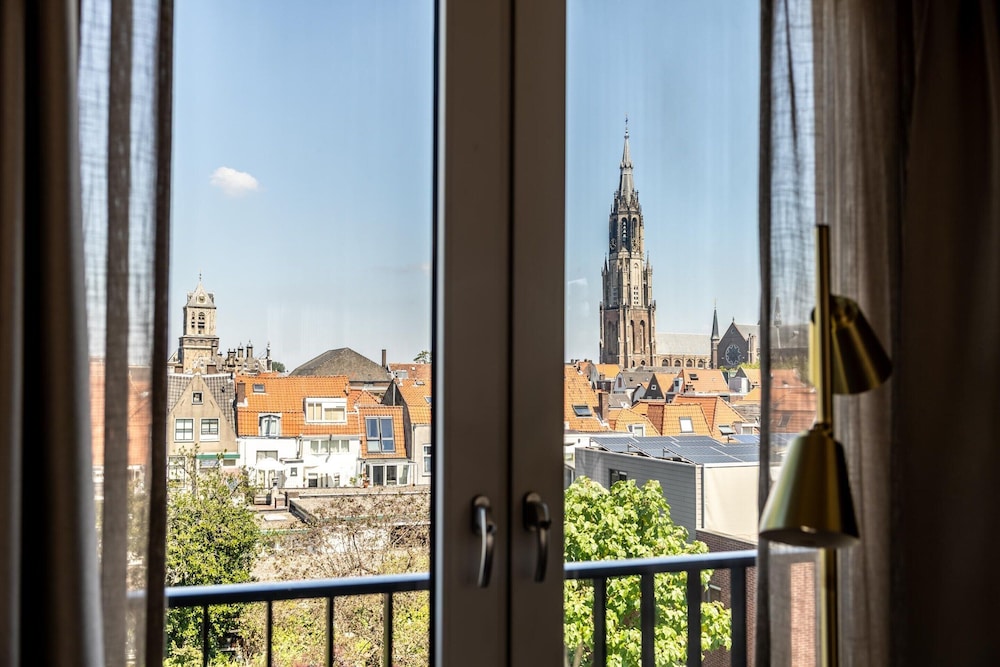 Delft Escape With Rooftop and Wifi