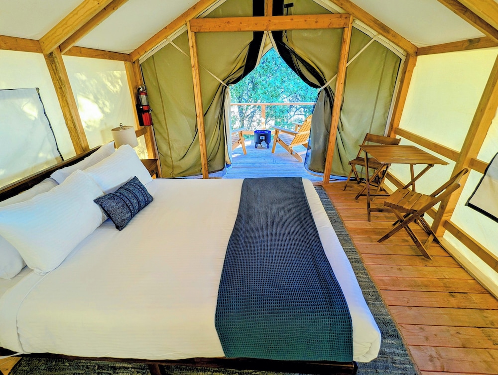 Wildhaven Yosemite Glamping 22