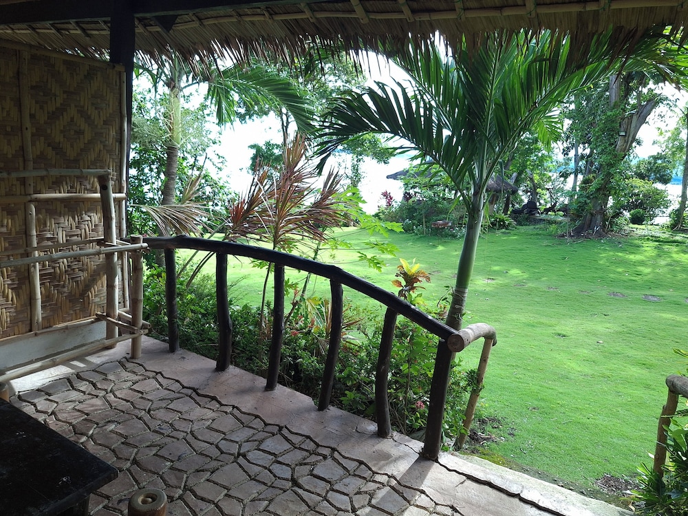Bohol-Lahoy Dive & Beach Resort
