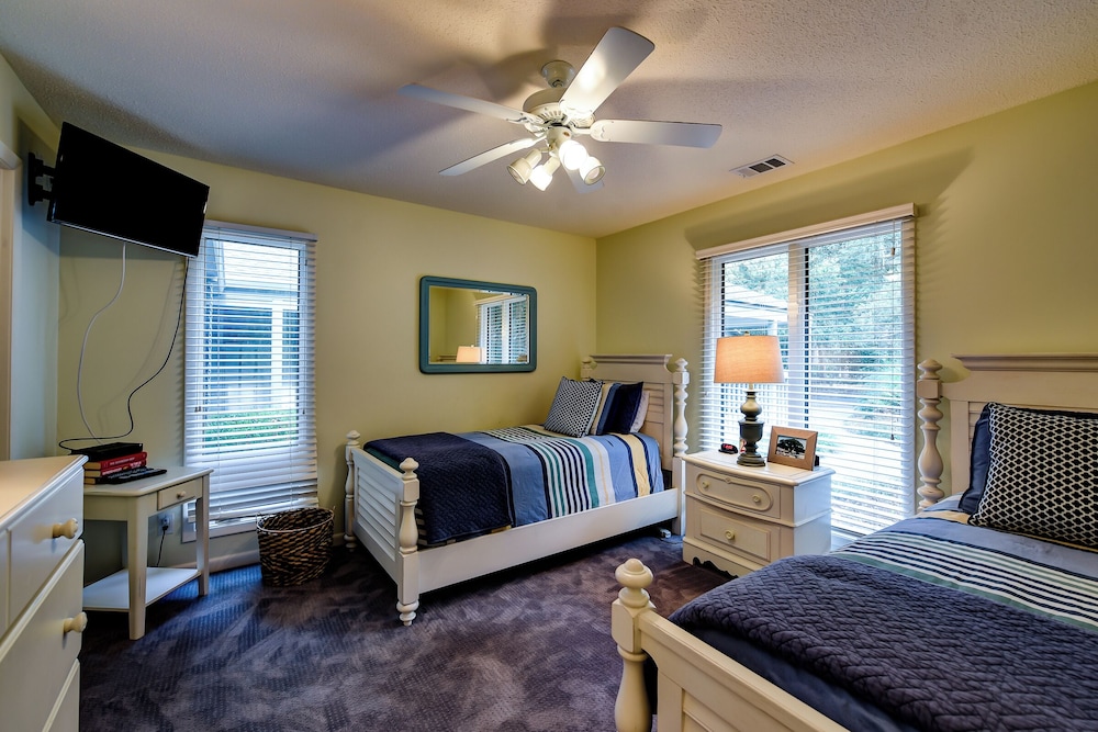 9 Pine Court at The Sea Pines Resort