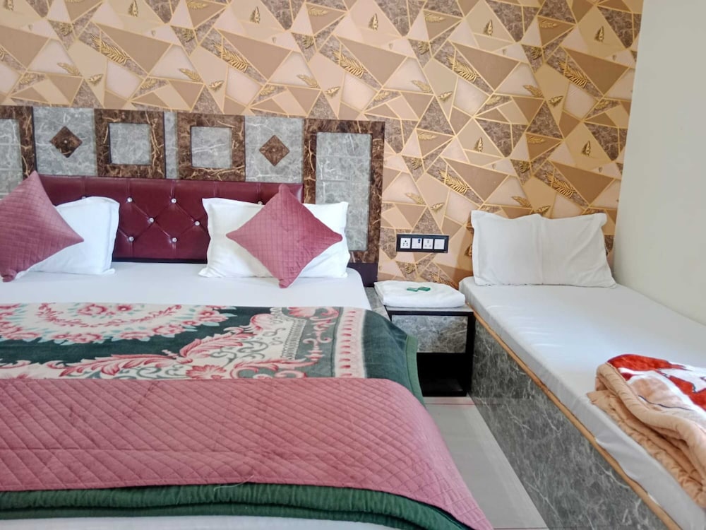Hotel Radhe Krishna