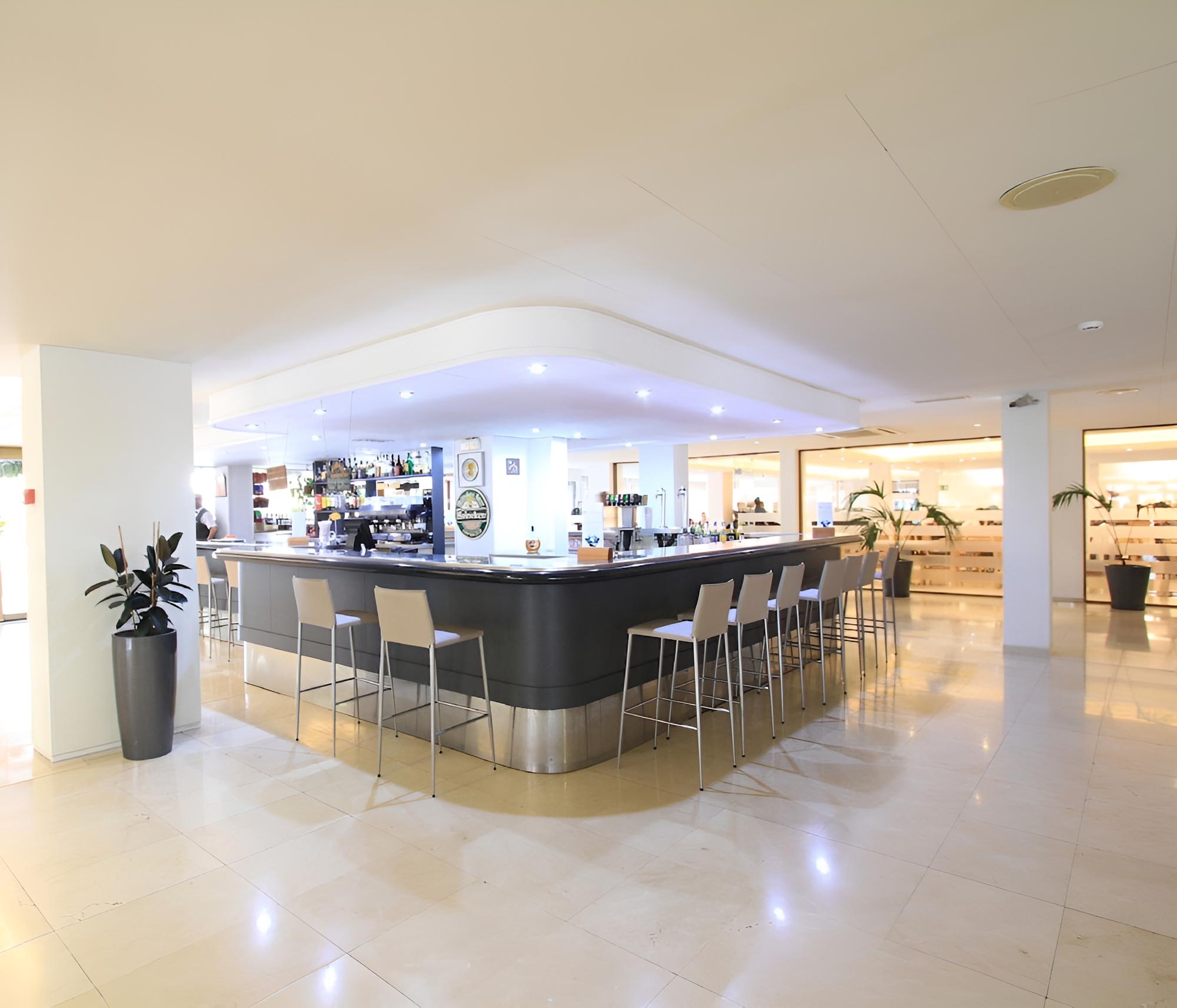 Garbi Park Lloret Hotel - Image 3