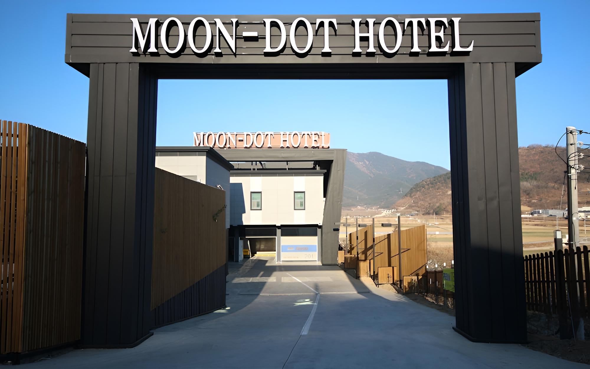 Changyeong Moon Dot Self Check-in Motel