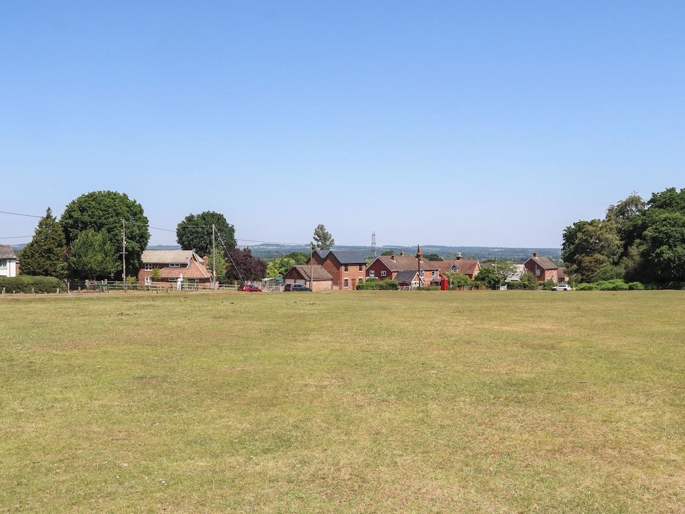 Hotel Only Dreamin' Cabin w/ Private Hot Tub - Image 1