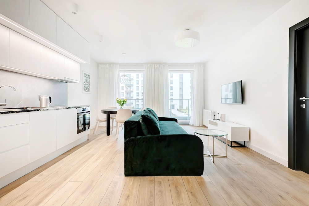 Sw. Barbary City Center by Renters view 5