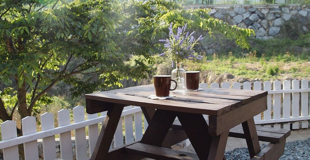 Namhae Bins House Pension