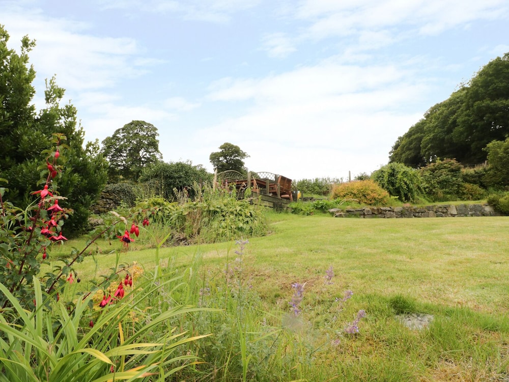 Hen Ysgubor Cottage