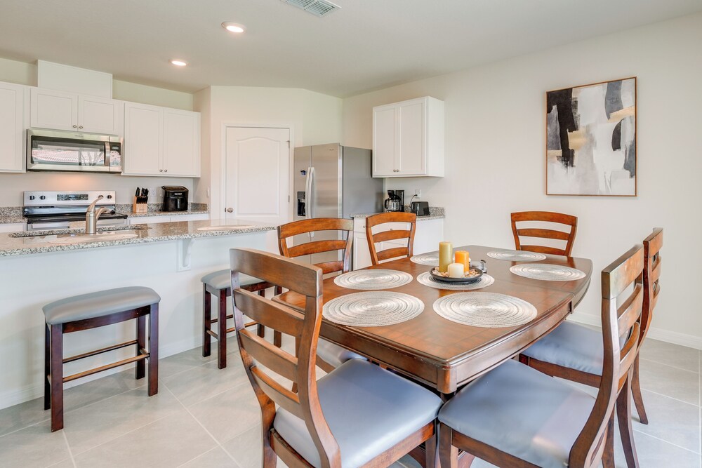 Gated Community < 30 Mi to Disney: Poinciana Home!