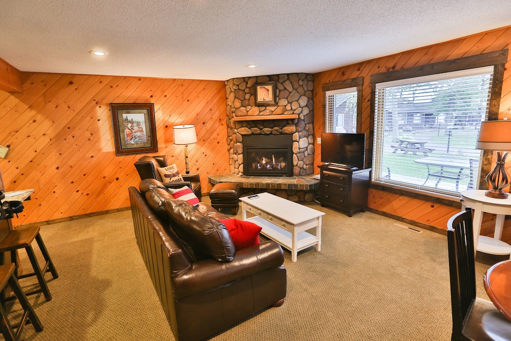 Grand View Lodge