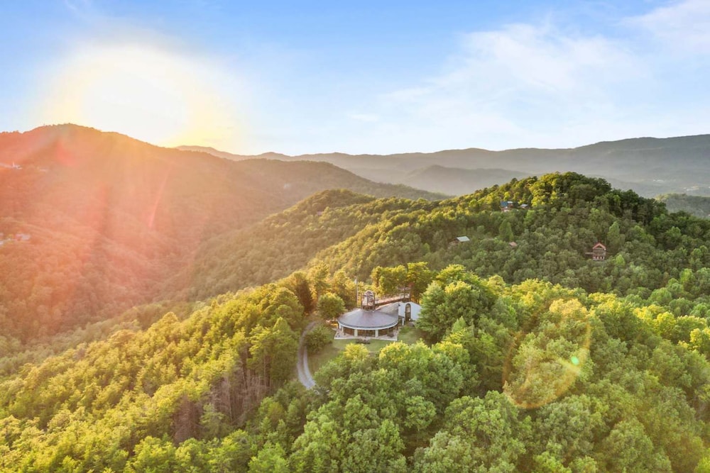 Belltop Architectural Wonder on Private Mountain