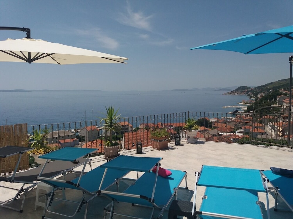 Jugana - With Pool - A1 Donji view 2