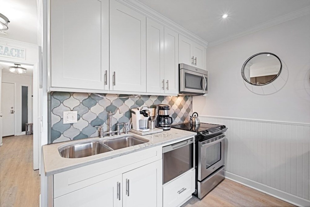 Palmetto Breeze - Monthly Rates! 1 Bedroom Condo