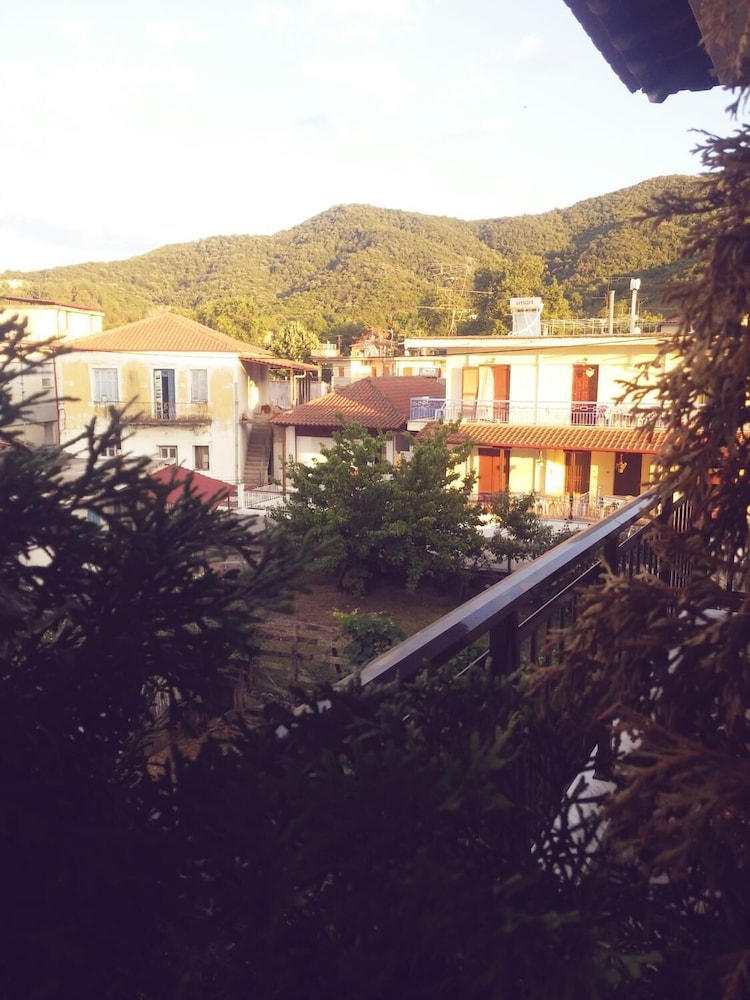 Villa Yanna Studios