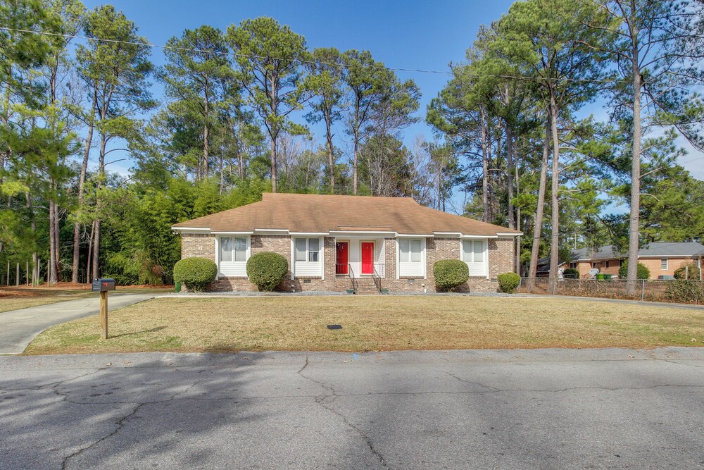 Easy Access to I-77 & I-20: Columbia Duplex!