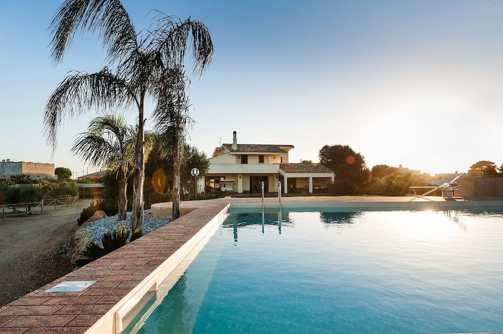 Villa Laura en Marsala — recepcion & lobby