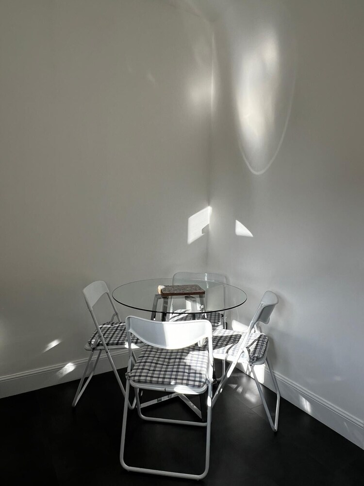 Dungora House