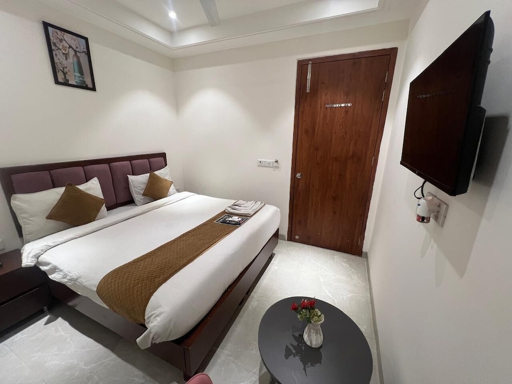 SS Hotel