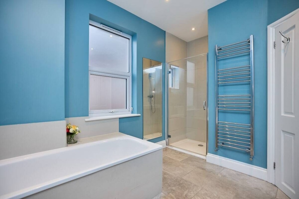 The Harlesden Haven - Stunning 4bdr With Garden