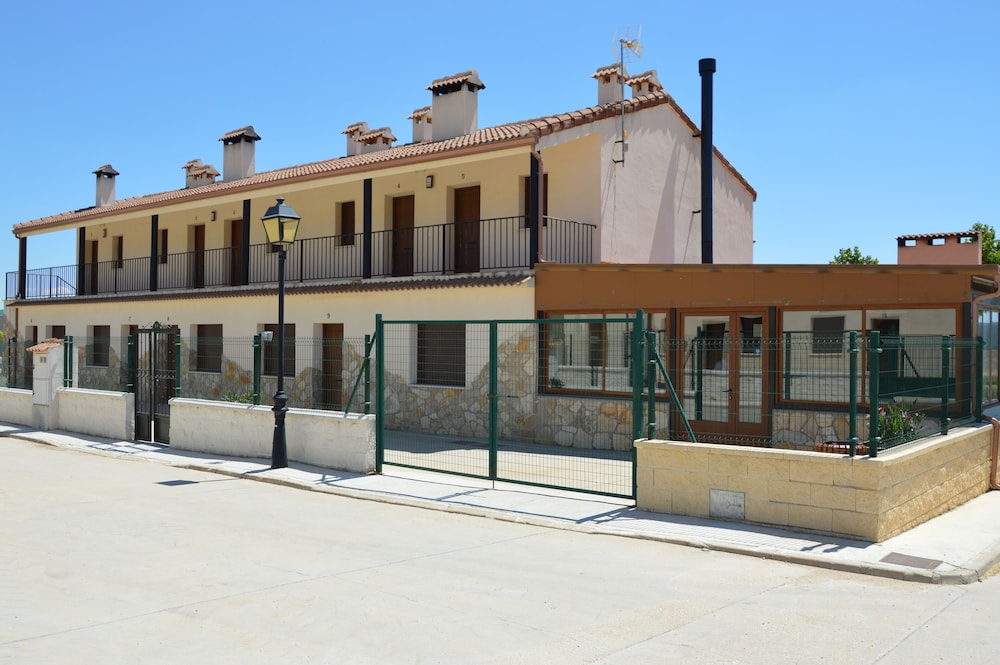 Photo 8