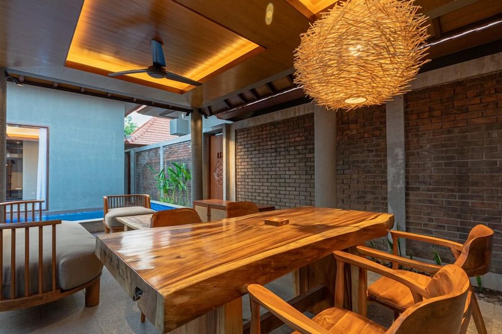 Serenia Villas Amed