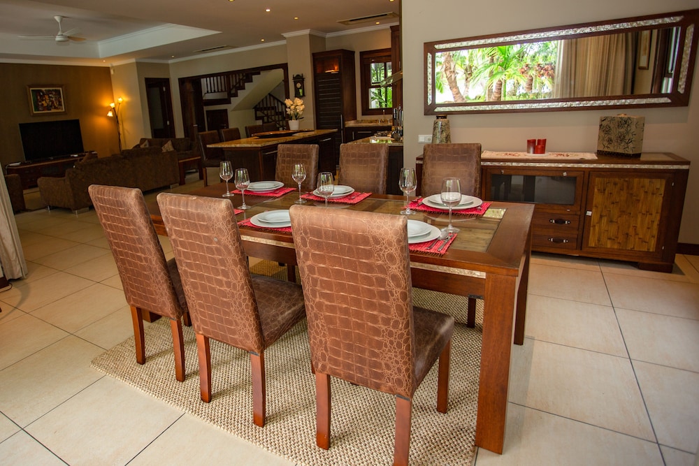 Spas Villas