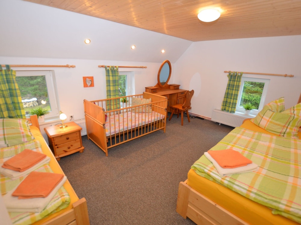 Chalet in Ore Mountains Near Ski Slopes view 3