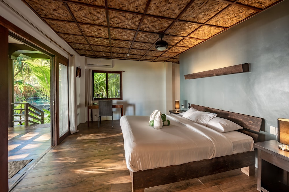 Siargao Inn Beach Resort