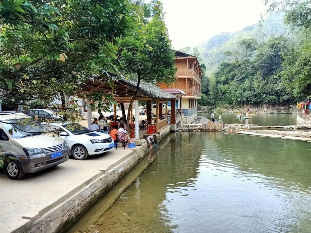 Natural Lodge Homestay