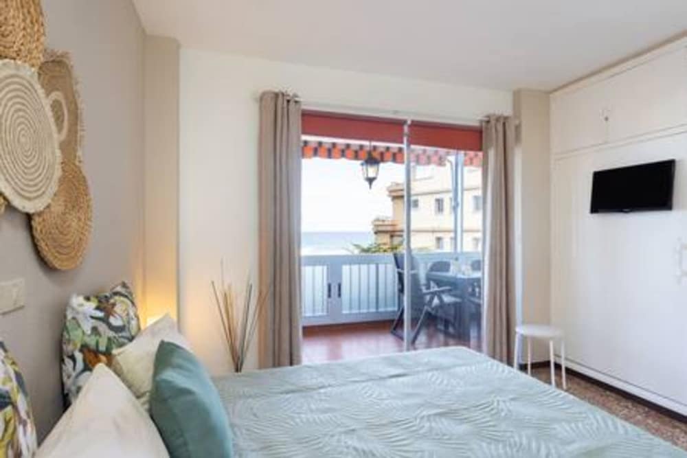 Coral Sunsent View With 1 Bedrooms and 1 5 Bathrooms