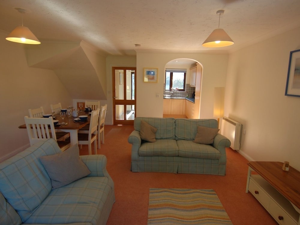 Falmouth Vacations - Pine Cottage - Property Image 1