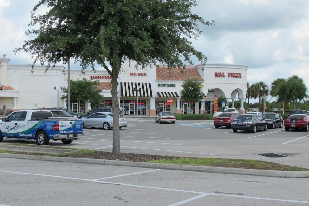 537 Regal Palms - Image 4